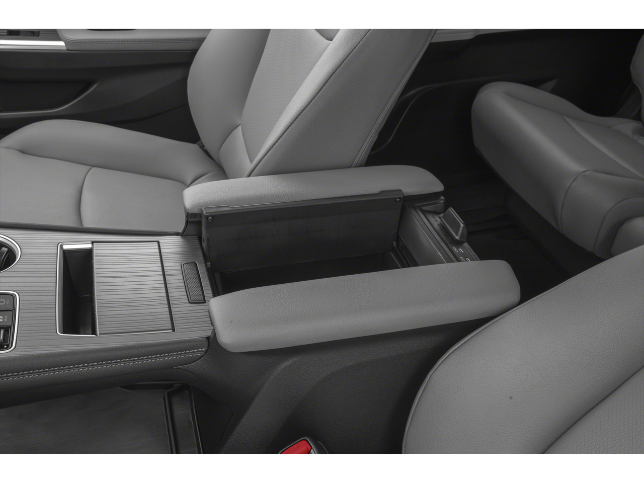 2025 Toyota Sienna XLE 8-Passenger