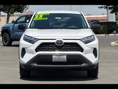 2023 Toyota RAV4 LE