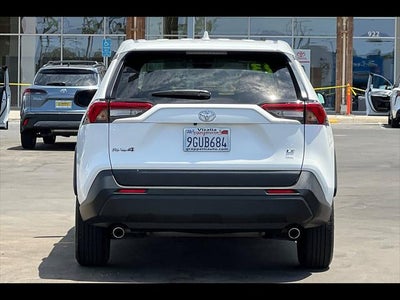2023 Toyota RAV4 LE