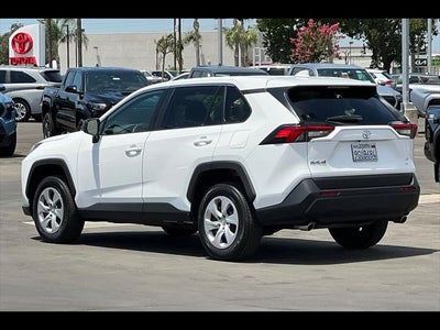2023 Toyota RAV4 LE
