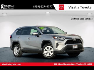 2025 Toyota RAV4 LE