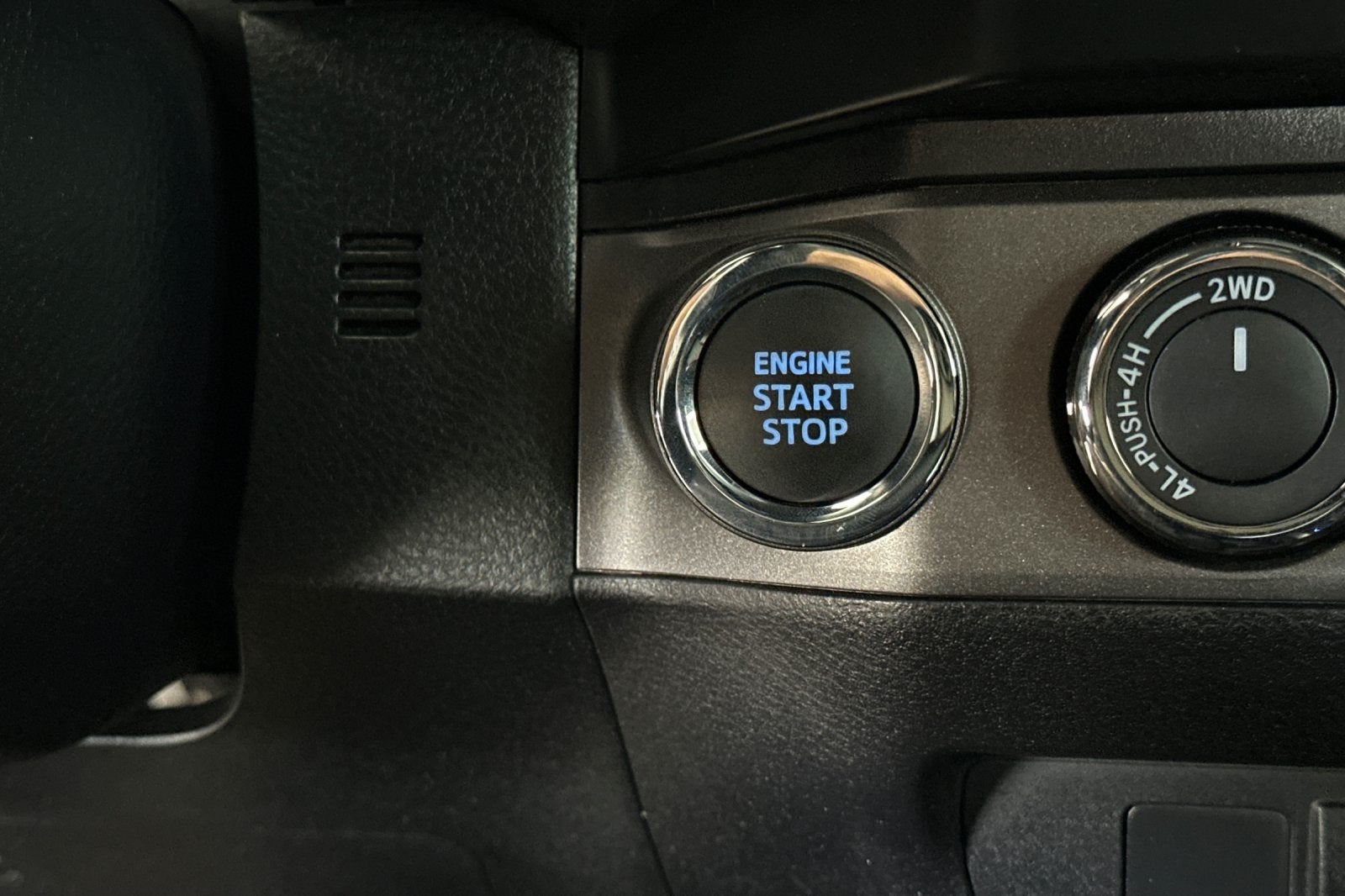 2023 Toyota Tacoma V6