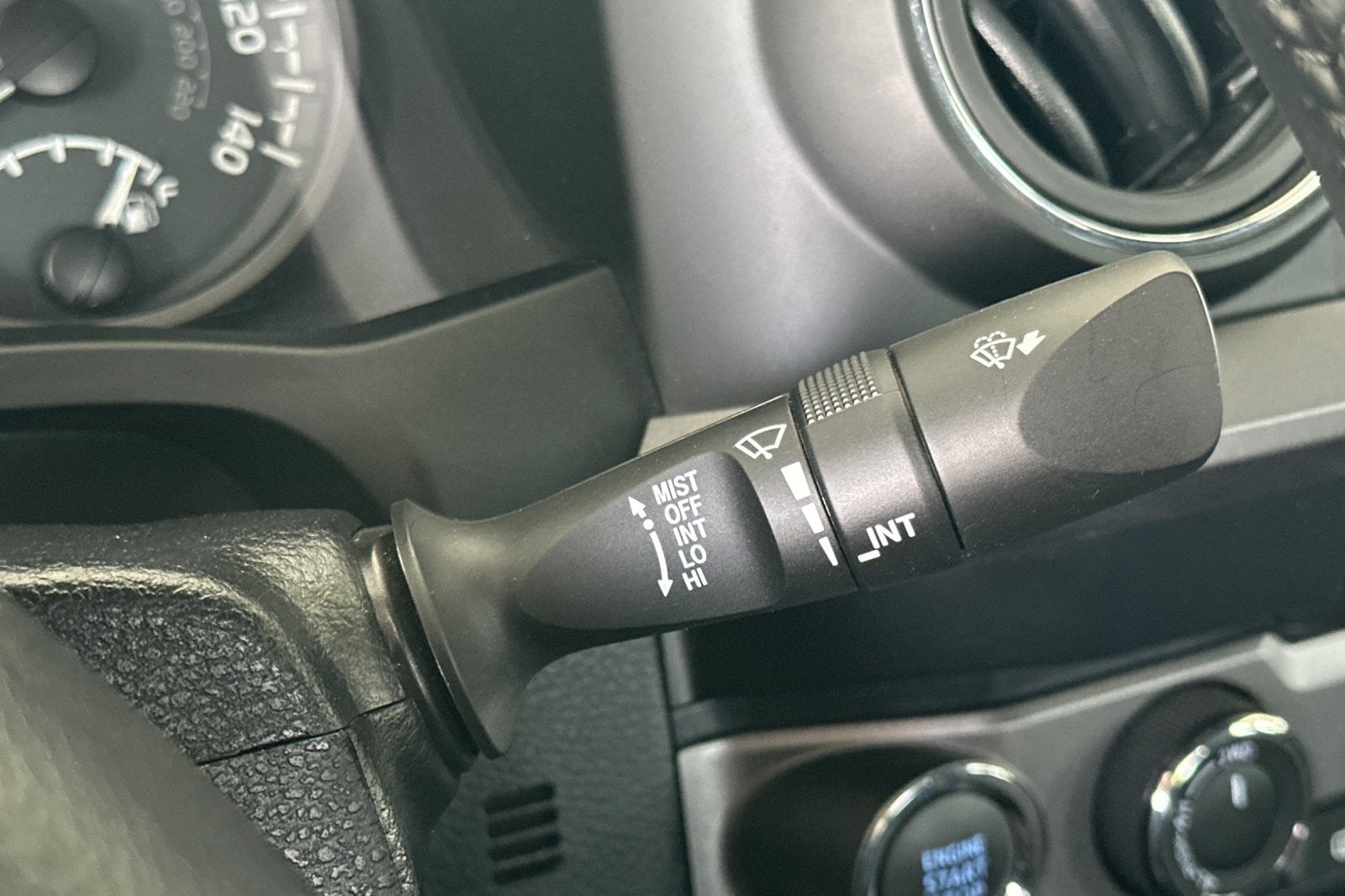 2023 Toyota Tacoma V6