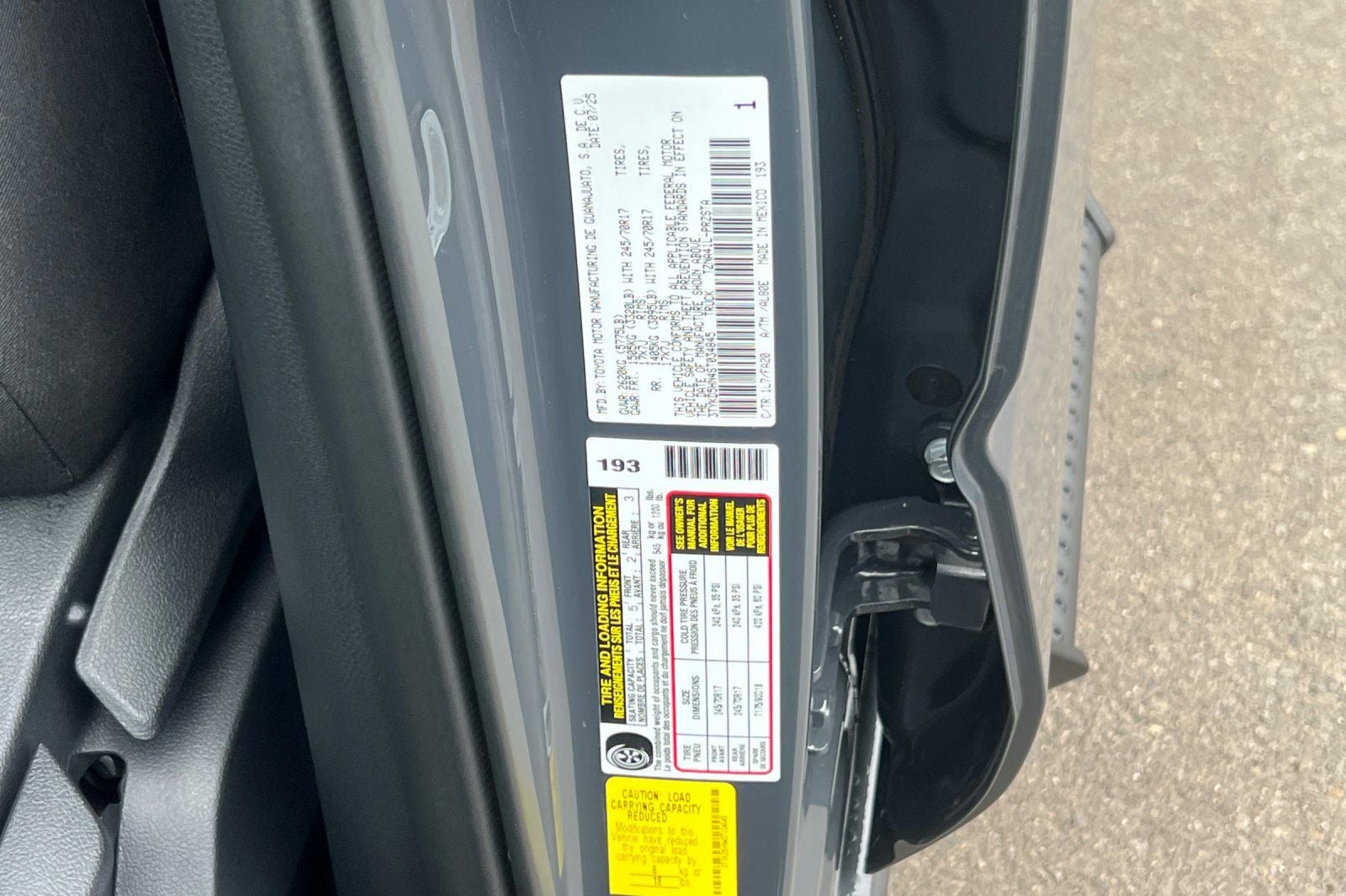 2025 Toyota Tacoma SR