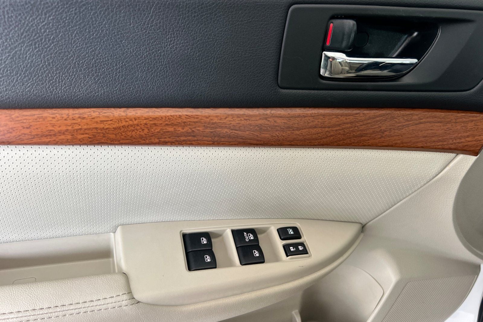 2013 Subaru Outback 3.6R Limited