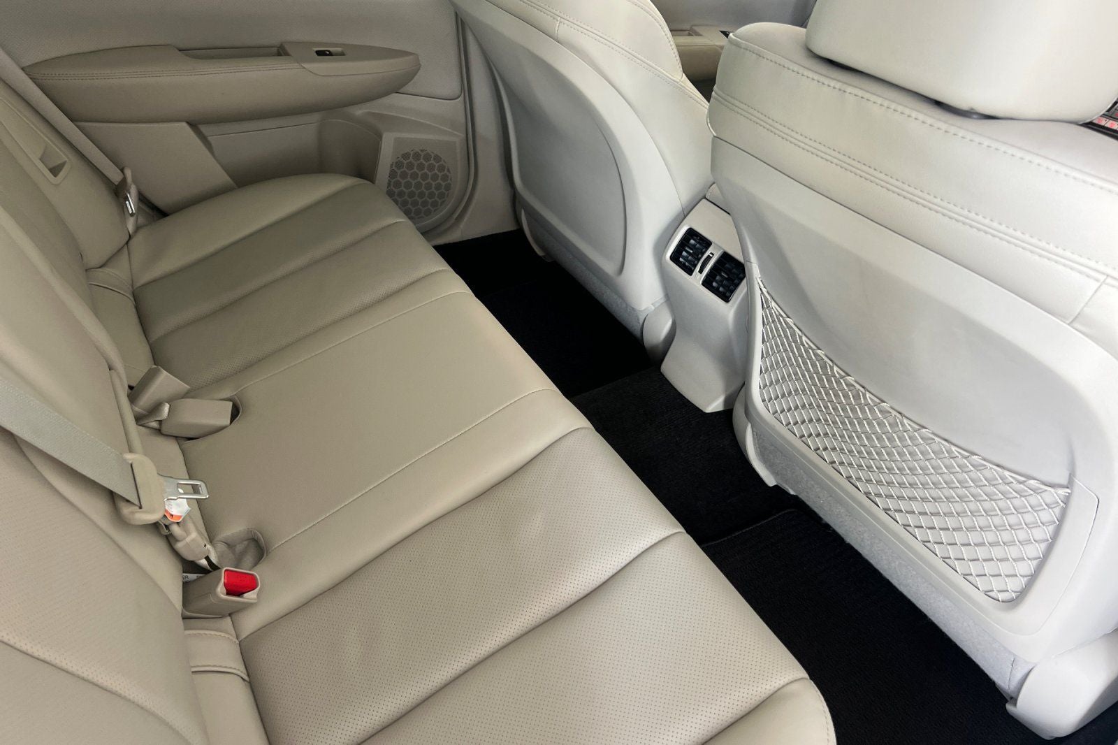 2013 Subaru Outback 3.6R Limited