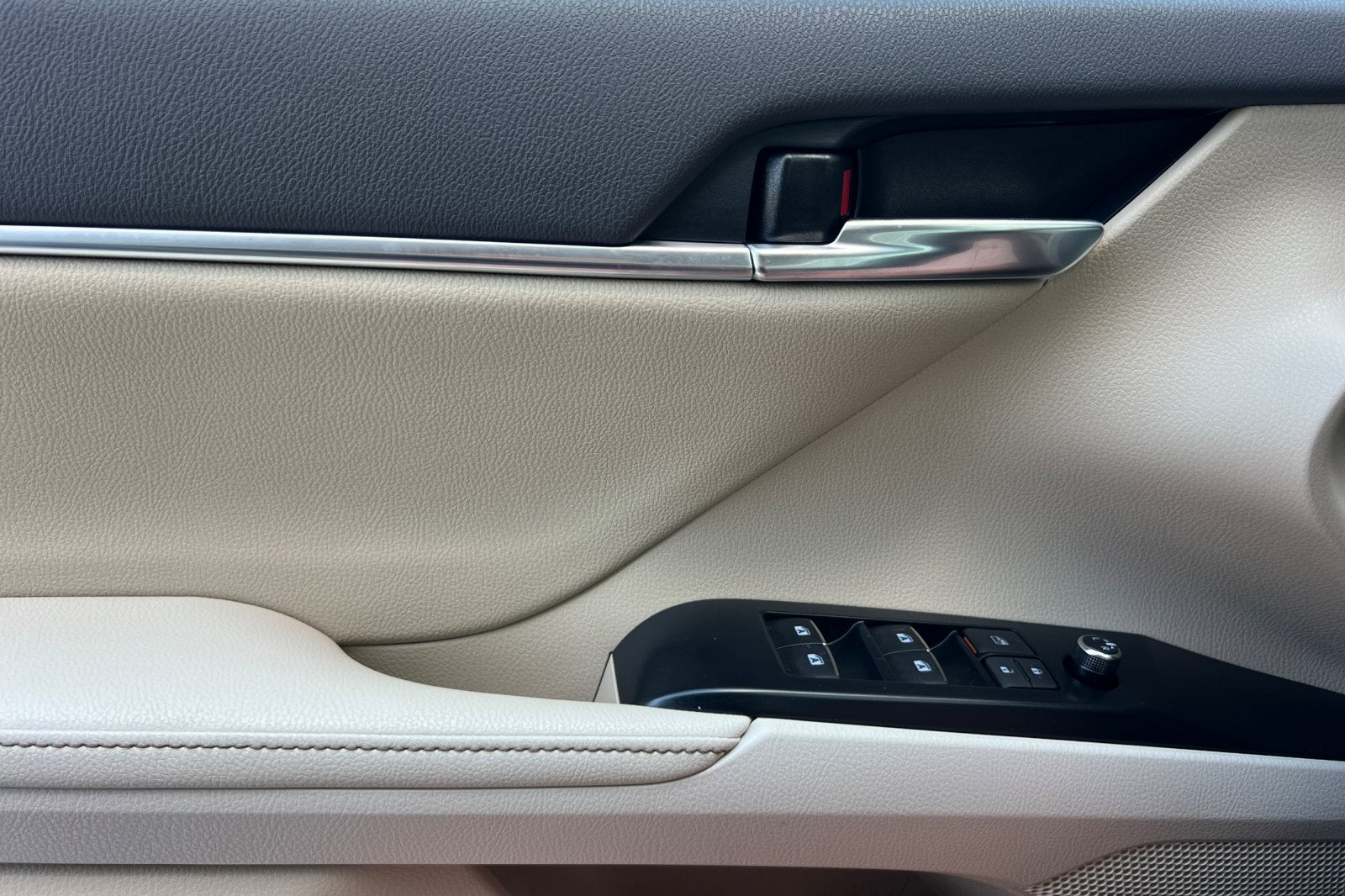2020 Toyota Camry XLE