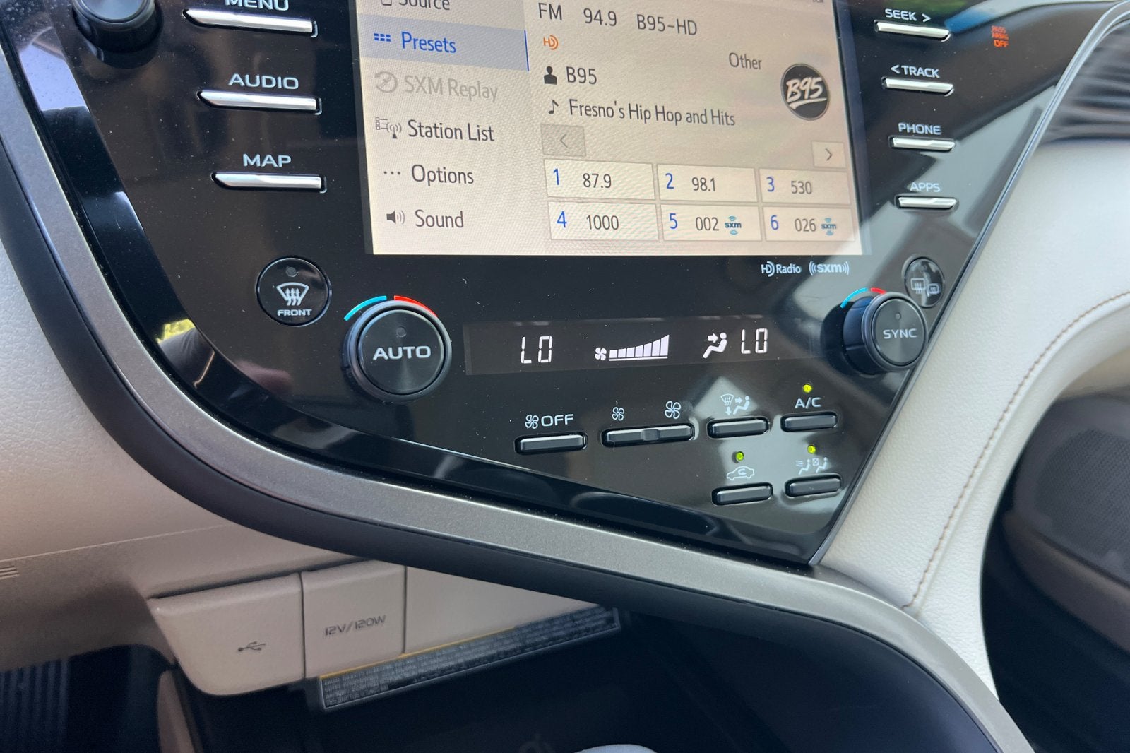 2020 Toyota Camry XLE