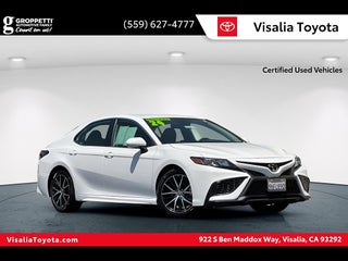2024 Toyota Camry SE