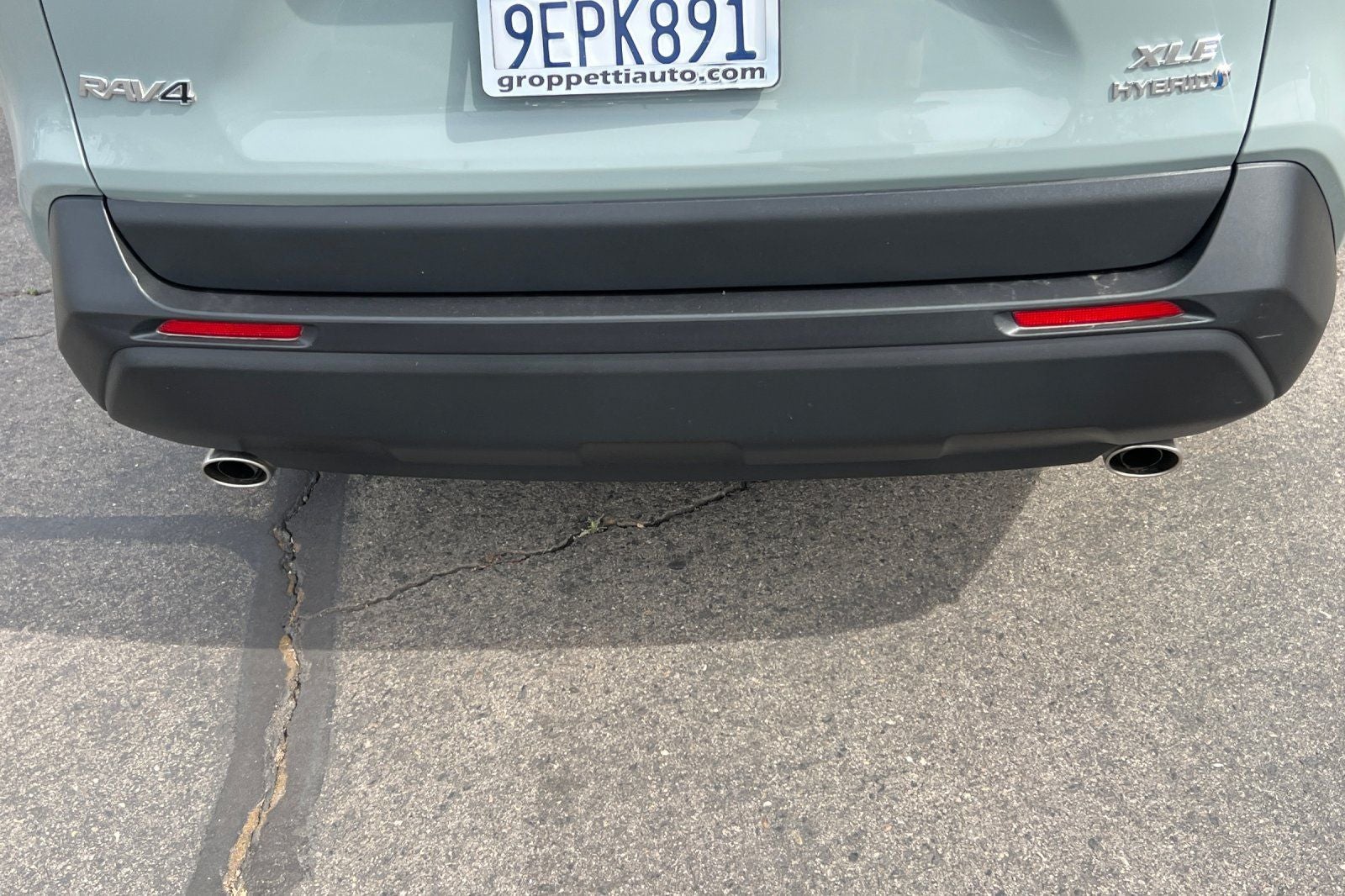 2023 Toyota RAV4 Hybrid XLE