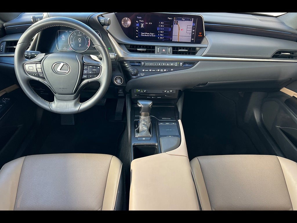 2020 Lexus ES Base