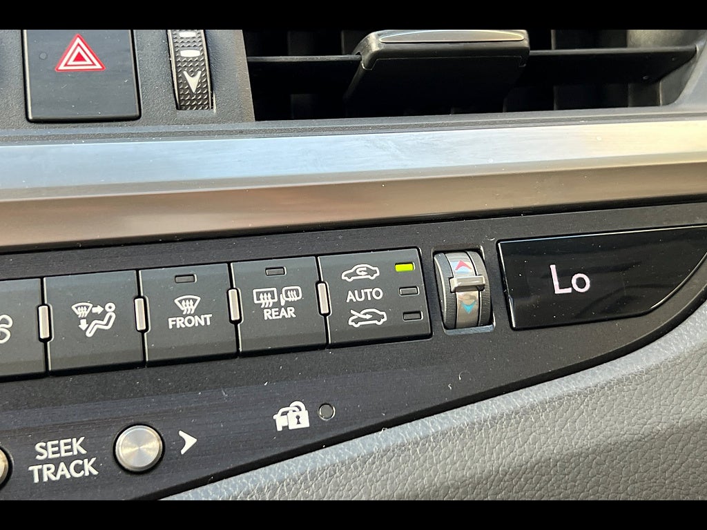 2020 Lexus ES Base