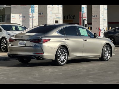 2020 Lexus ES Base