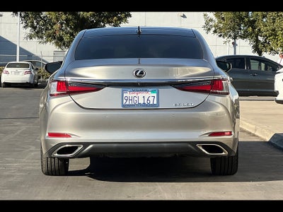 2020 Lexus ES Base