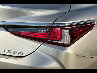 2020 Lexus ES Base