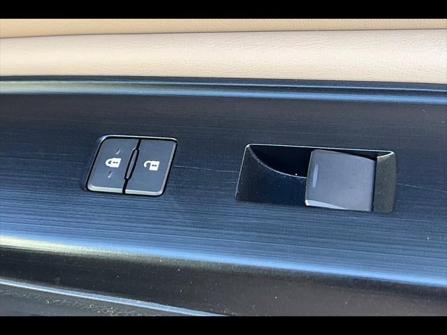 2020 Lexus ES Base