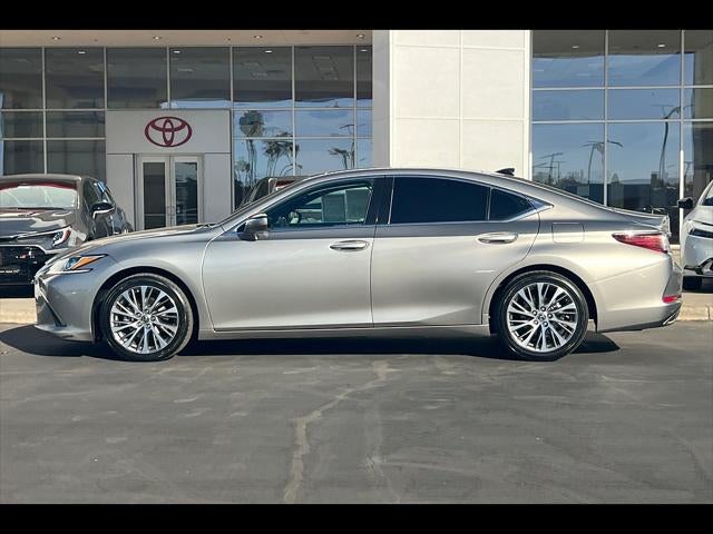 2020 Lexus ES Base