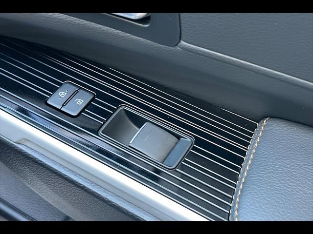 2025 Toyota Sienna XSE 7-Passenger