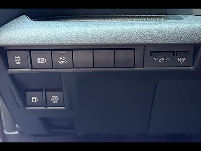 2025 Toyota Sienna XSE 7-Passenger
