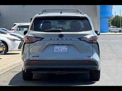 2025 Toyota Sienna XSE 7-Passenger