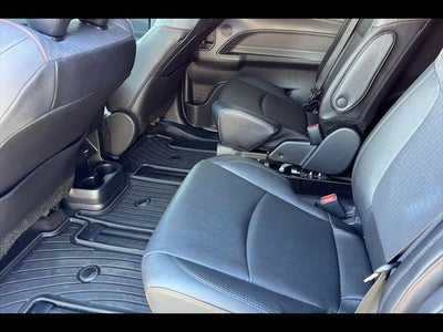 2023 Toyota Sienna XSE 7-Passenger