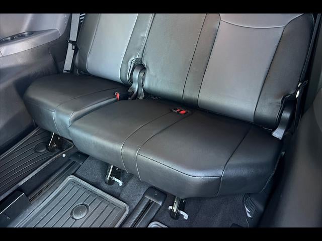 2023 Toyota Sienna XSE 7-Passenger