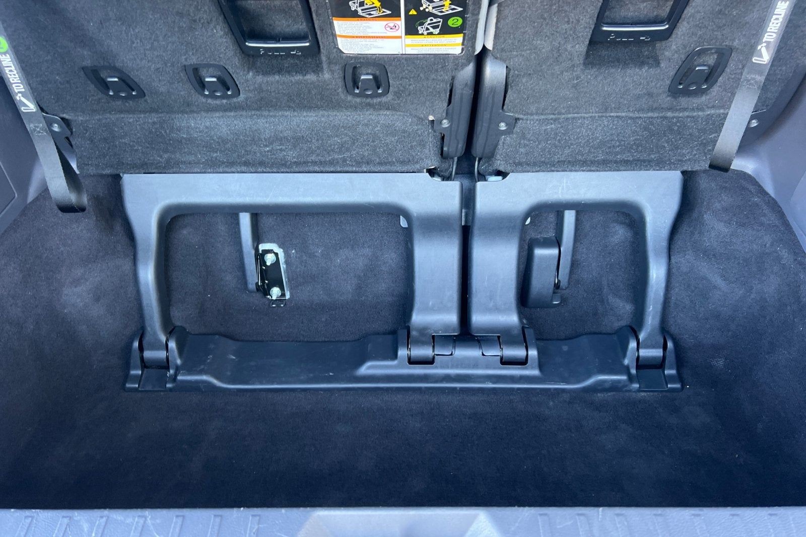 2023 Toyota Sienna LE 8 Passenger