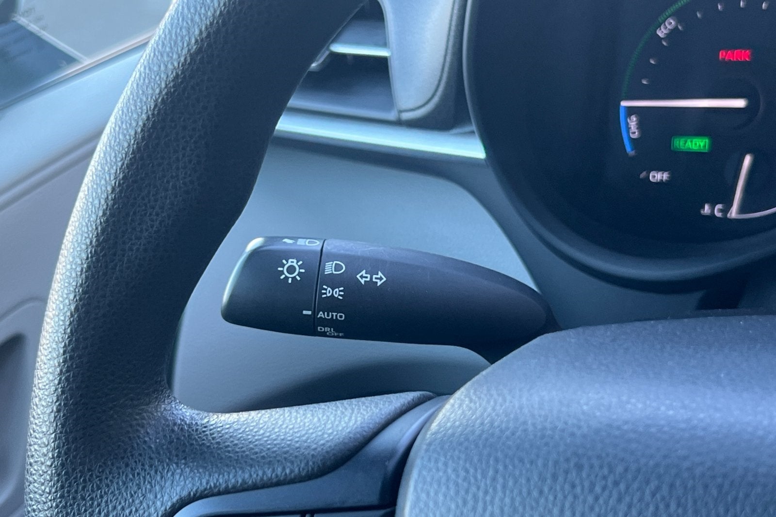 2023 Toyota Sienna LE 8 Passenger