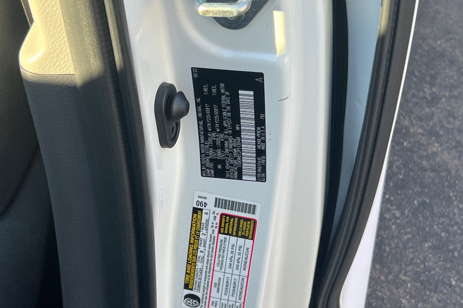 2023 Toyota Sienna LE 8 Passenger