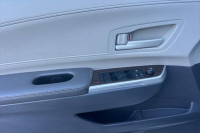 2023 Toyota Sienna LE 8 Passenger