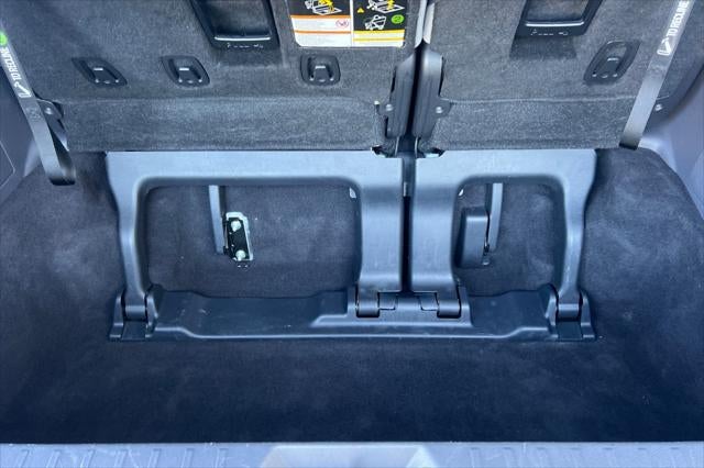 2023 Toyota Sienna LE 8 Passenger