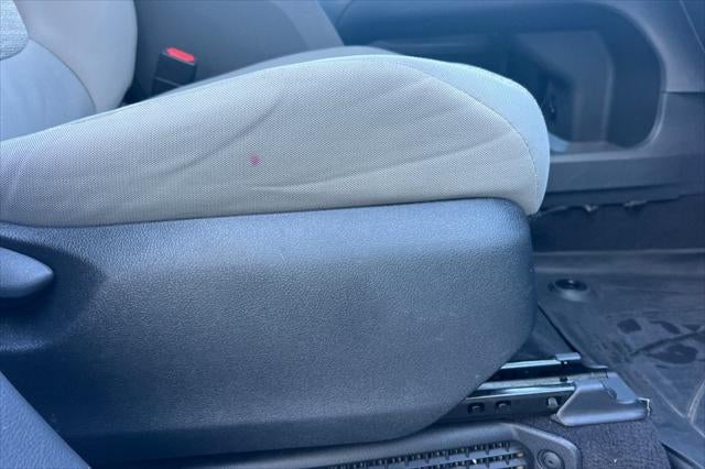 2023 Toyota Sienna LE 8 Passenger