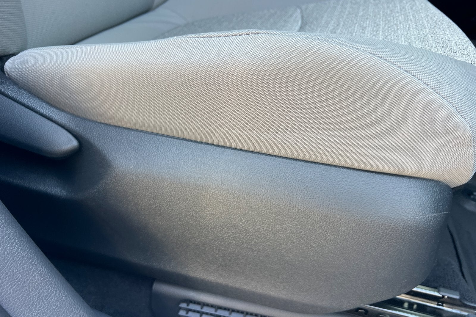 2023 Toyota Sienna LE 8-Passenger