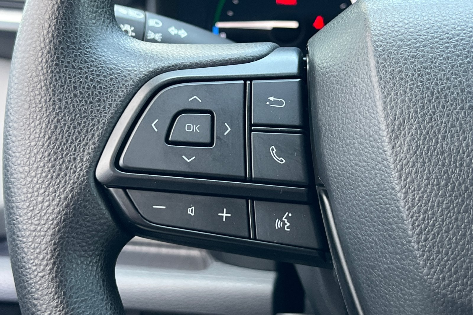2023 Toyota Sienna LE 8-Passenger