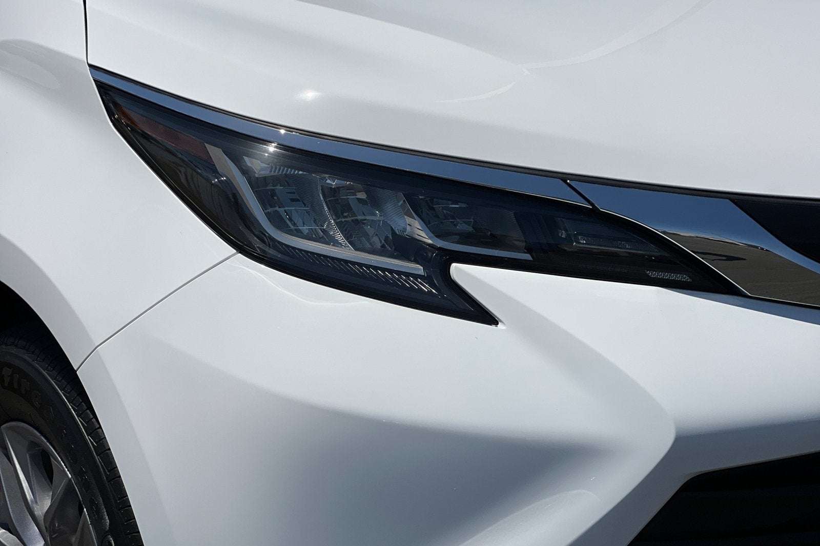 2023 Toyota Sienna LE 8-Passenger