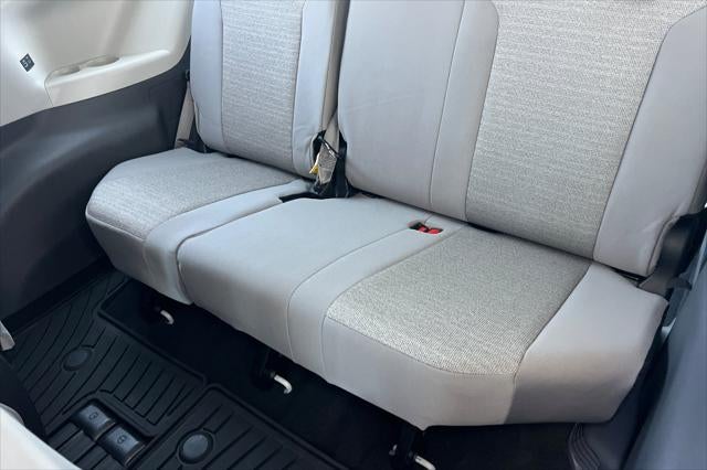 2023 Toyota Sienna LE 8-Passenger