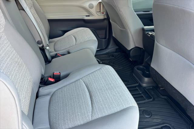 2023 Toyota Sienna LE 8-Passenger