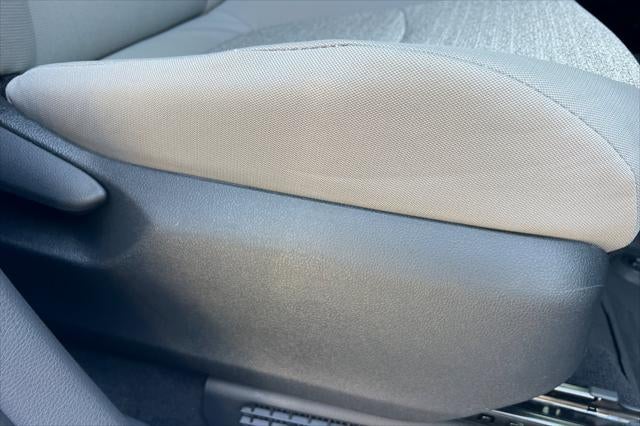 2023 Toyota Sienna LE 8-Passenger