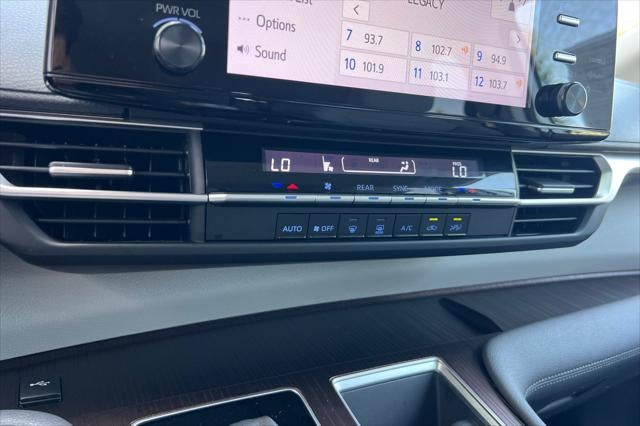 2023 Toyota Sienna LE 8-Passenger