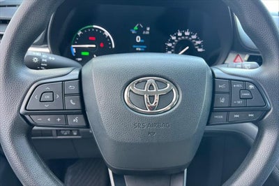 2023 Toyota Sienna LE 8-Passenger