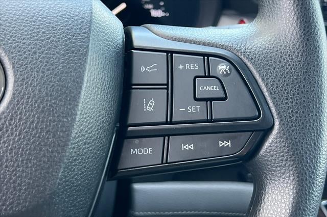 2023 Toyota Sienna LE 8-Passenger