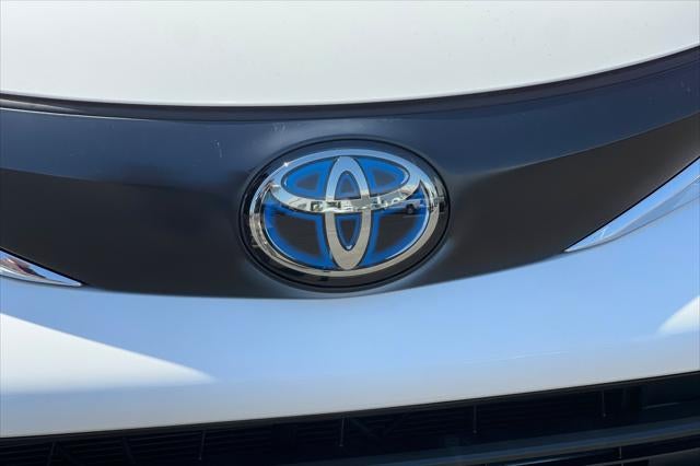 2023 Toyota Sienna LE 8-Passenger