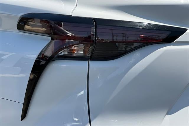 2023 Toyota Sienna LE 8-Passenger