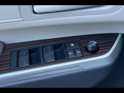 2023 Toyota Sienna LE 8-Passenger