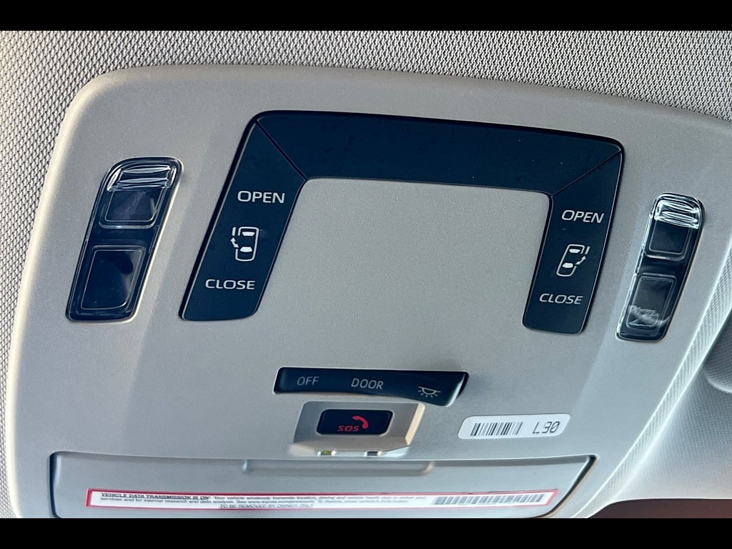 2023 Toyota Sienna LE 8-Passenger