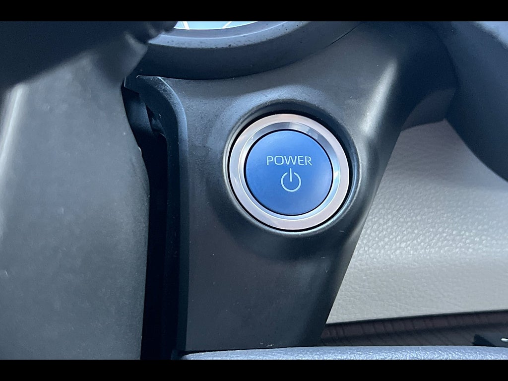 2023 Toyota Sienna LE 8-Passenger