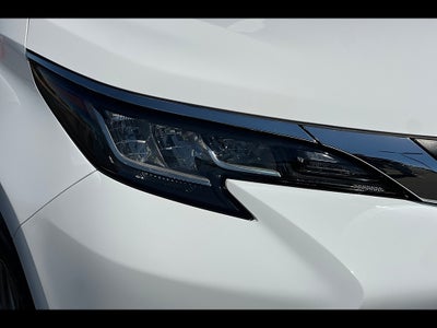 2023 Toyota Sienna LE 8-Passenger