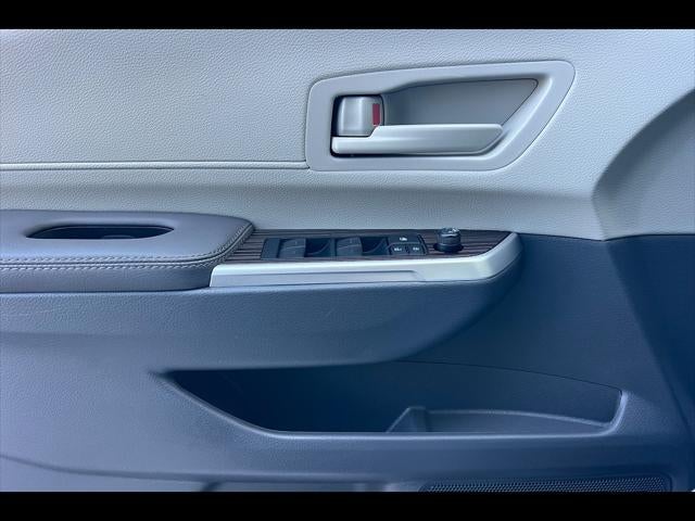 2023 Toyota Sienna LE 8-Passenger