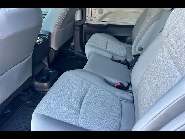 2023 Toyota Sienna LE 8-Passenger