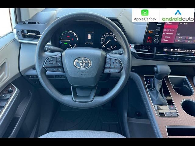 2023 Toyota Sienna LE 8-Passenger